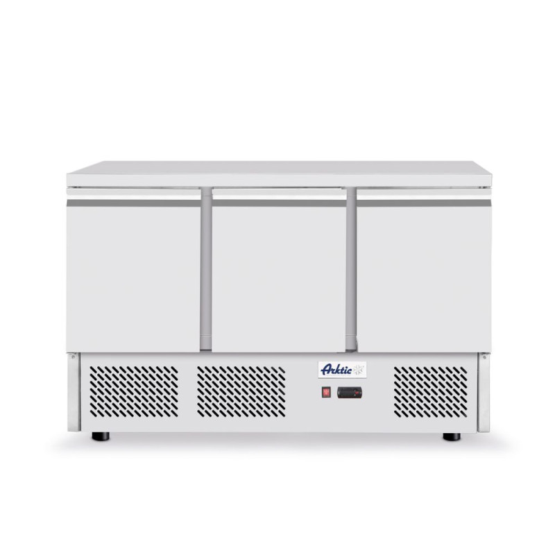 Toonbankkoelkast met drie deuren Kitchen Line 380 L - Merk HENDI - Fourniresto Toonbankkoelkast met drie deuren Kitchen Line 380 L - Merk HENDI - Fourniresto