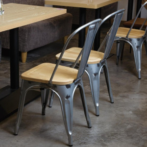 Stoelen van staal met houten zitting - Set van 4 - Bolero