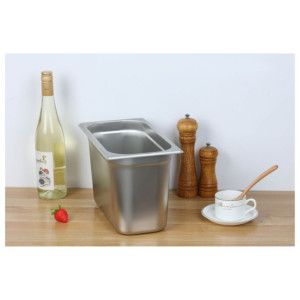 GN-Behälter GN 1/4 aus Edelstahl - Robust und praktisch